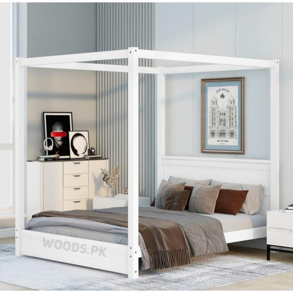 Evelyn Canopy Bed