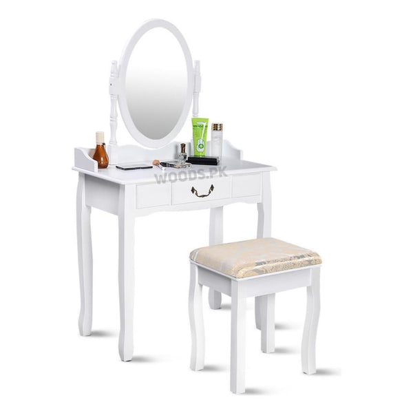 Elysia Makeup Table